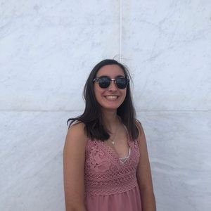 Meet your Posher, Anna